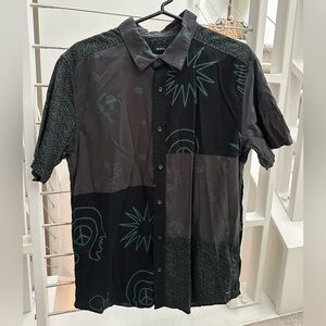 RVCA party shirt men’s L